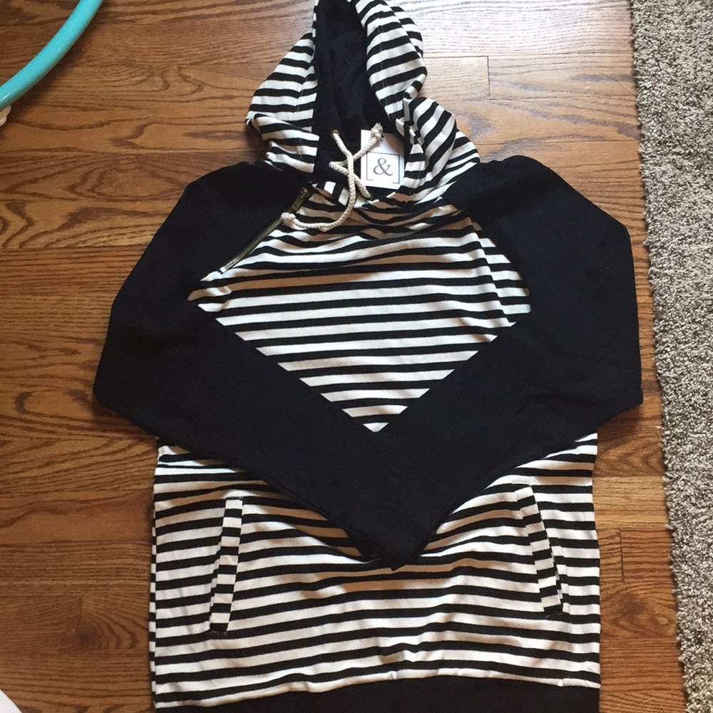 NWT Ampersand Ave Double Hoodie